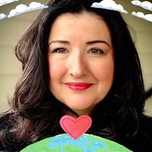 Meet your Posher, Lora